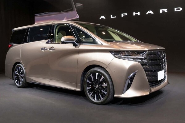 토요타, 하이브리드 미니 밴 '알파드' 국내 출시 앞두고 사전계약
